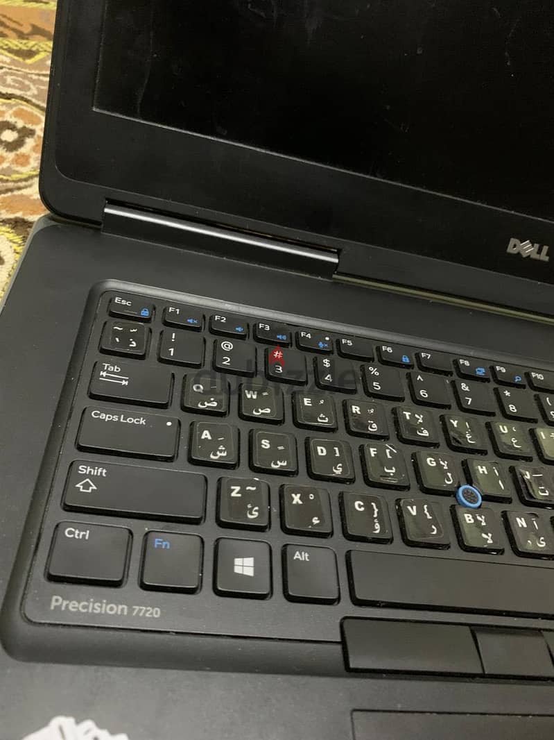 Dell Precision 7720 3