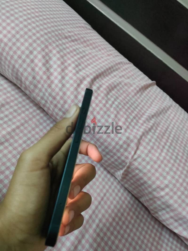 Apple - iPhone 13 2