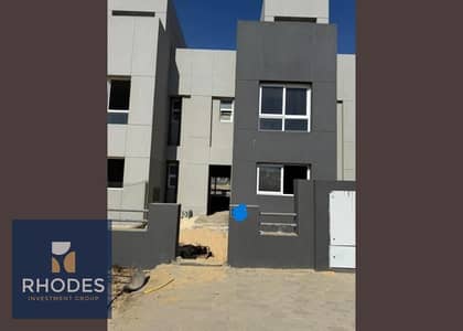 تاون هاوس 200م للبيع من مالك اصيل وعليها تفاوض فيو لاند سكيب في كيان في 6اكتوبرKayan Compound, 6th of October City