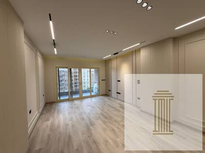 Opportunity at a price of 2023, a 170 m apartment, super finishing, directly on the club, immediate delivery and installment over 6 years