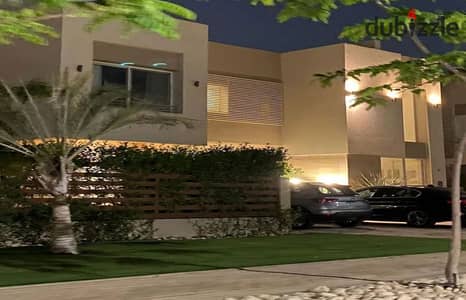 For sale: Family house prime view in The Crown Palm Hills, next to Golf Views