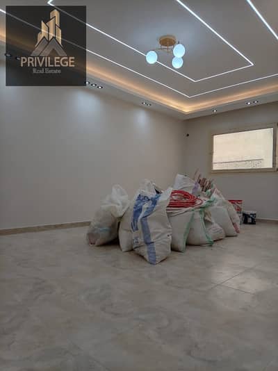 For sale, a 120m apartment in Darna Towers, Zahraa Al-Maadi, super lux, modern finishing