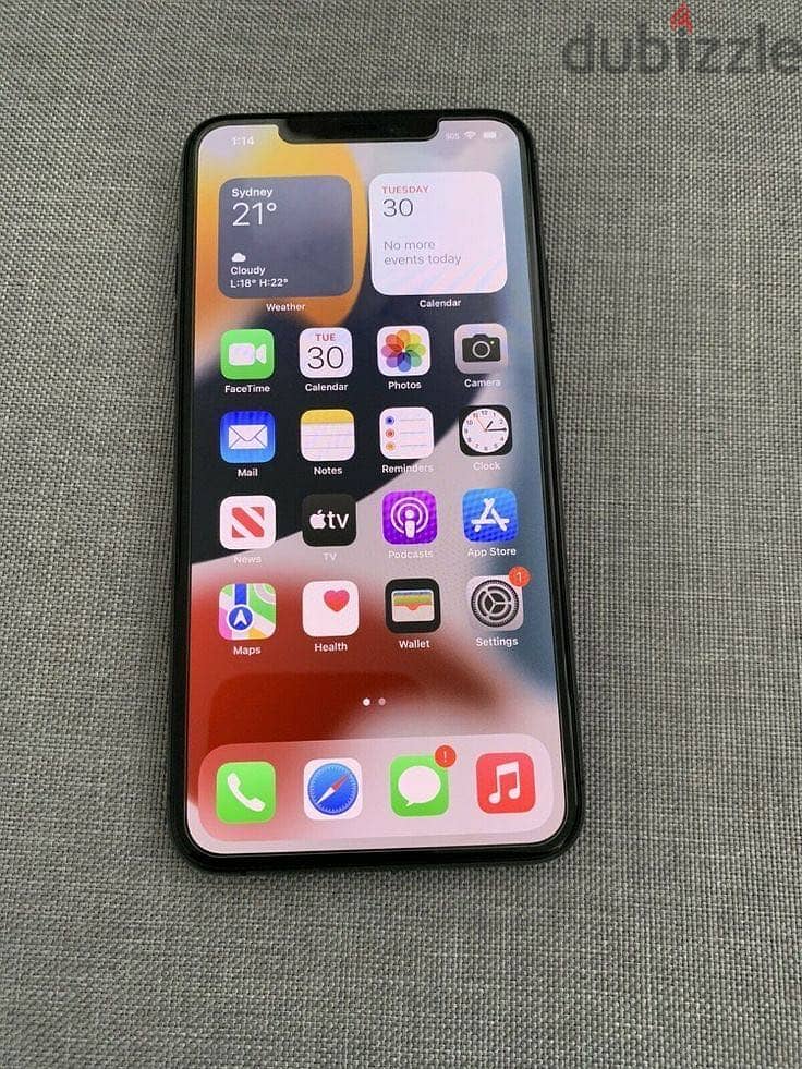 Apple - iPhone 11 Pro Max 1