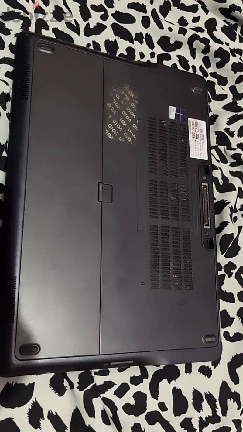 Dell E7450 2