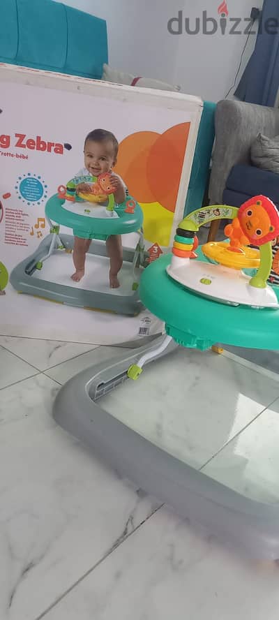 Baby walker bright starts high quality