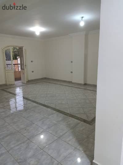 Apartment for rent in the first neighborhood steps from the southern ninety at a burnt price