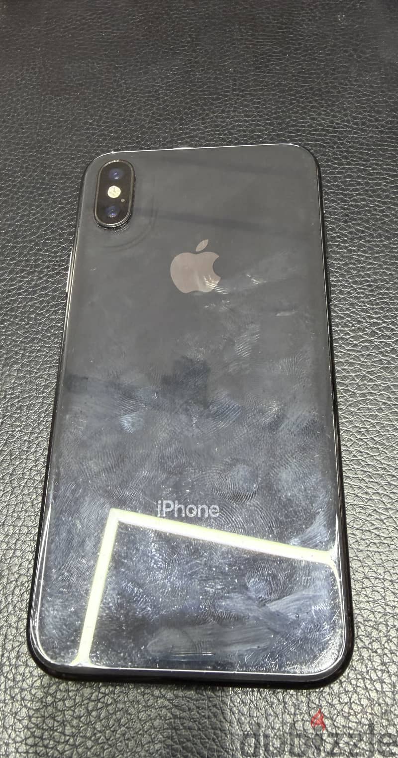 Apple - iPhone X 1