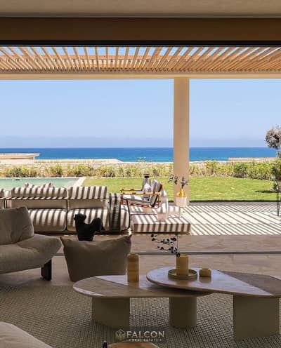 فيلا للبيع ( صف اول بحر + Private Pool ) مـساحه 420م ( 6 غرف , Full Sea View ) تشطيب كامل Luxury Finished بجوار الماظه باي و June Sodic