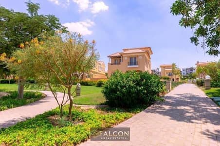 فيلا 3 أدوار بجاردن خاصة في هايد بارك التجمع الخامس، خصم 25%، لوكيشن مميز بجوار Mountain View وPalm Hills ودقائق من AUC.