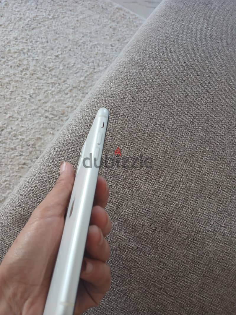 Apple - iPhone 11 4
