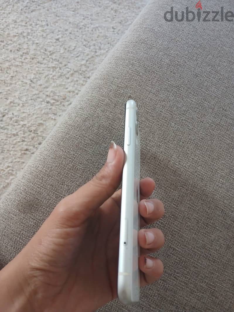 Apple - iPhone 11 5