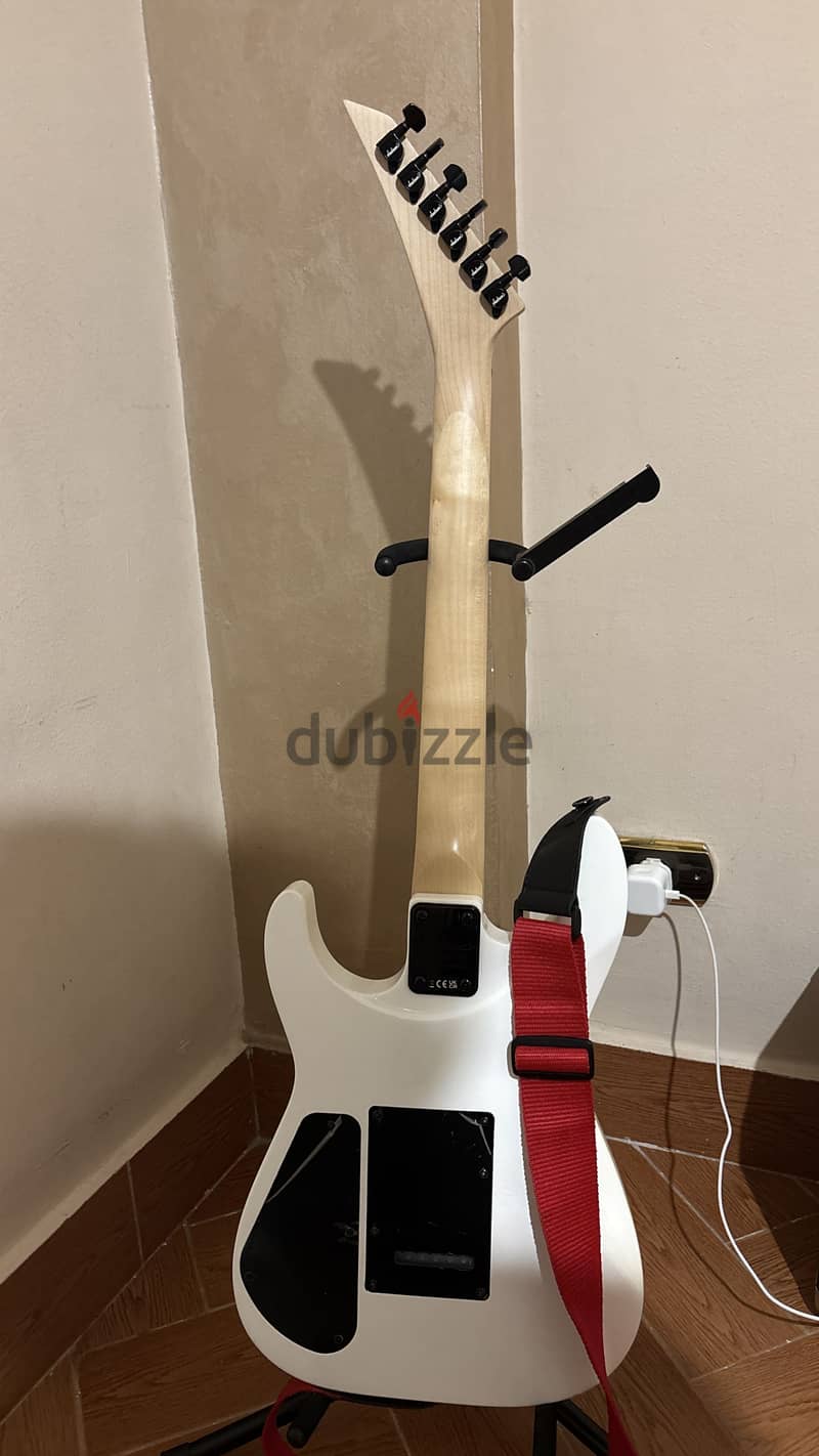 JACKSON JS 11 - PEARL WHITE 1
