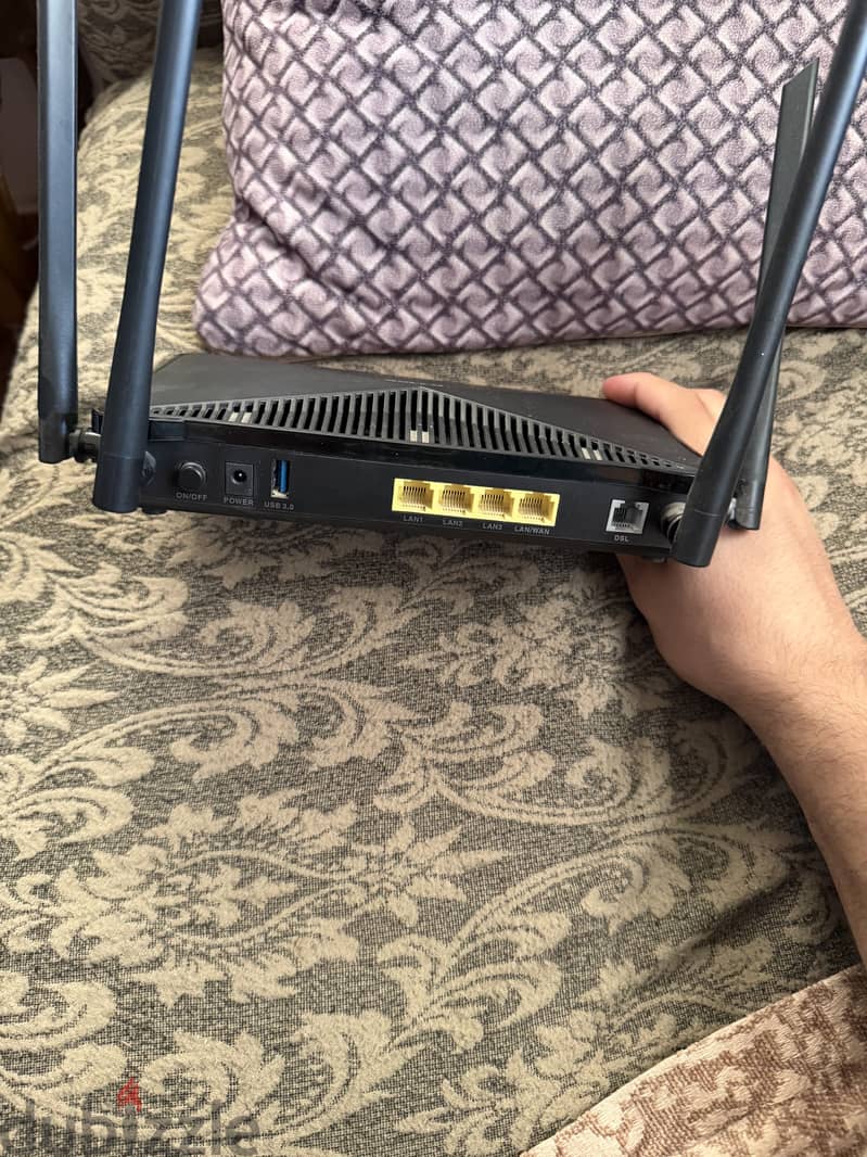 Router D-link DSL-245GE 1