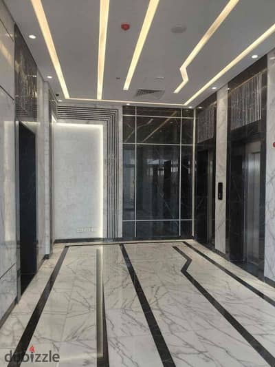 Professional Property Listing Type: Commercial Unit (Office / Clinic) Location: Fifth Settlement, New Cairo (Directly behind AUC) Area: 77 sqm Floor: 1st Floor Key Features: • Finishing: Ultra-modern, high-end finishing (Ready for immediate move-in). • Cl