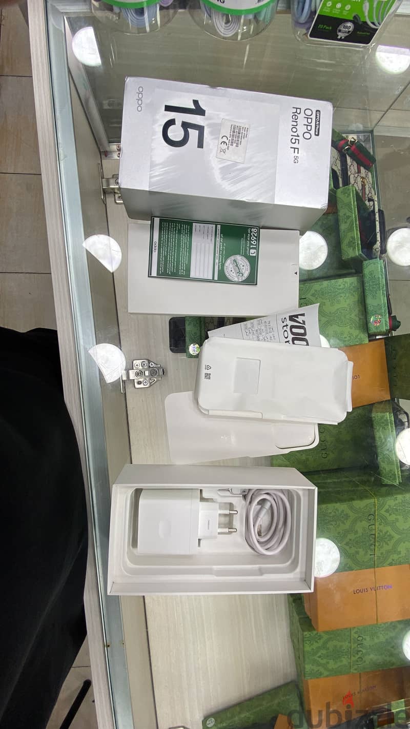 OPPO Reno 15 2