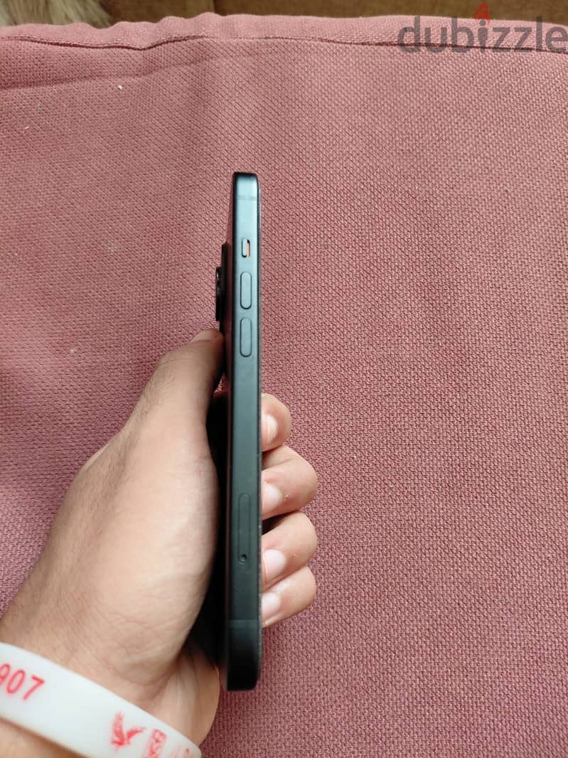 Apple - iPhone 15 2