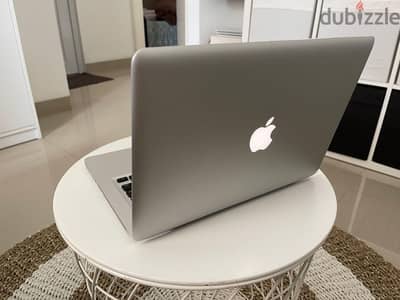 مثل الجديد ابل Apple MacBook Pro Core i5