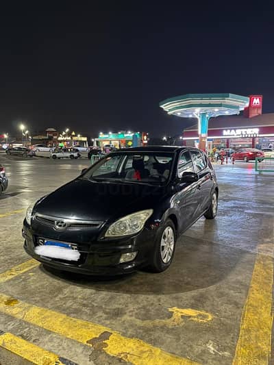 هيونداي i30 موديل 2009 – أوتوماتيك وكيل – 140,000 كم