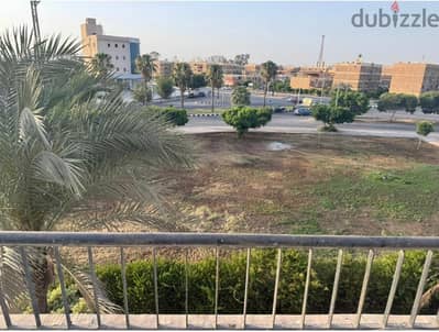 فيلا في المجوره ال ٩ علي عمر ابن عبد العزيز مباشر