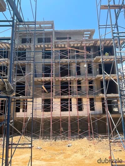 Own your ready-to-move apartment on Wahat Road, next to O West, with just 1% down payment and installments up to 10 years.