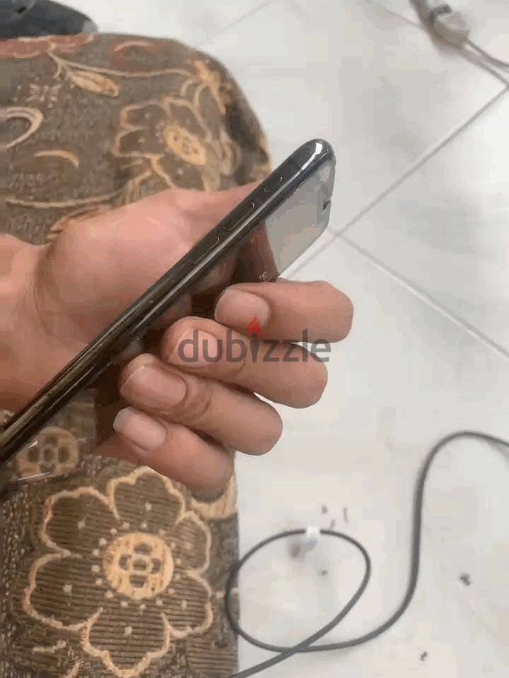 آبل - آيفون اكس 2