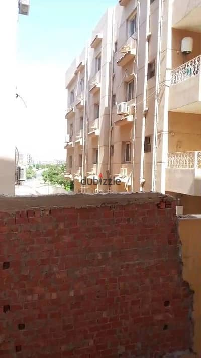 1281 apartment for sale in the eighth area half finishing ground with garden