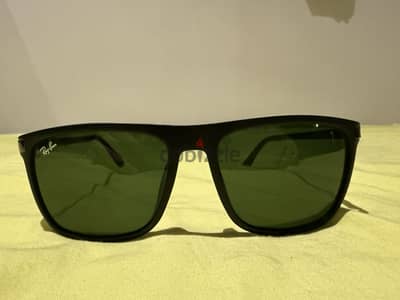Ray-Ban RB4339 Sunglasses Square wayfarer-style