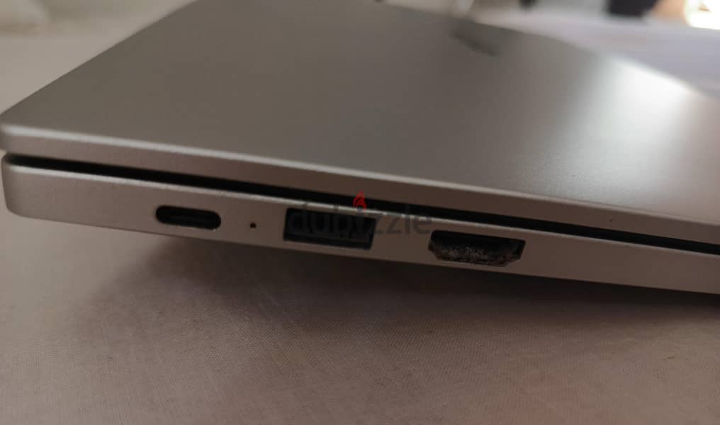 Huawei matebook d14 2