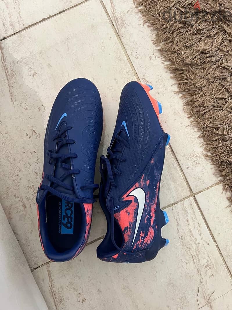 Nike shoes from dubai 3