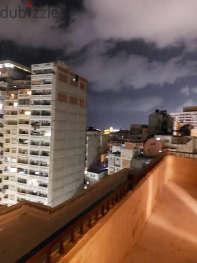 شقه للبيع بالإسكندرية ترى البحر خلف شيراتون المنتزة