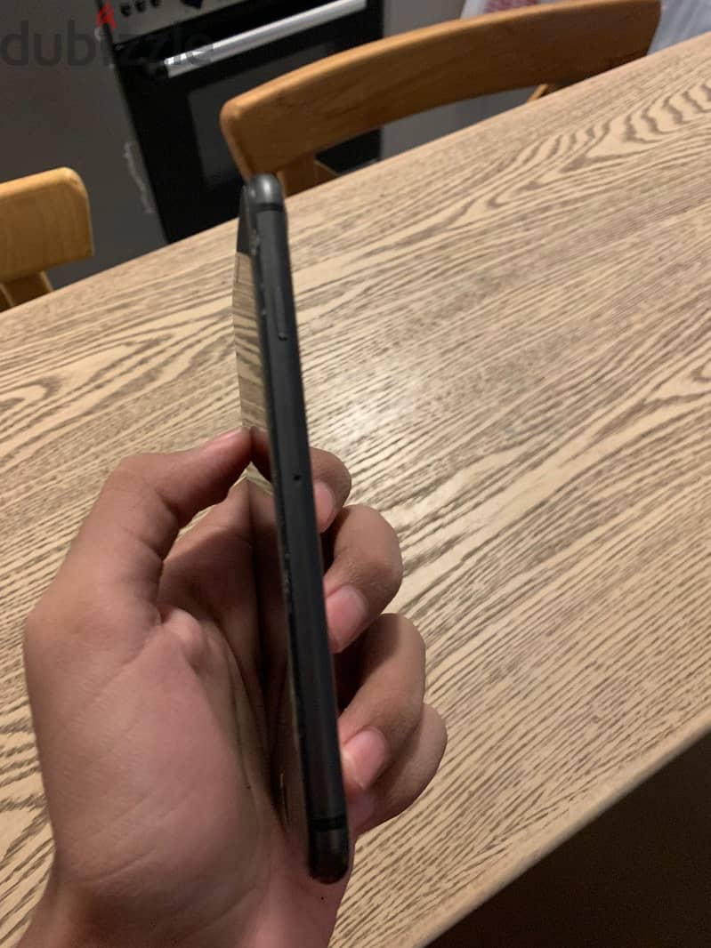Apple - iPhone 8 2
