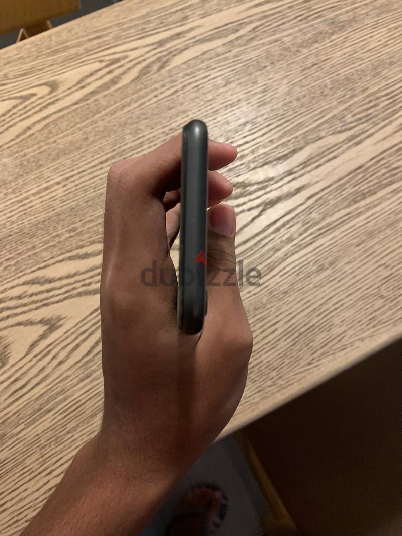 Apple - iPhone 8 3