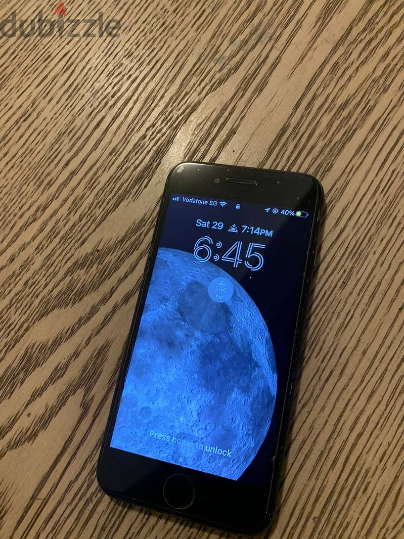 Apple - iPhone 8 4