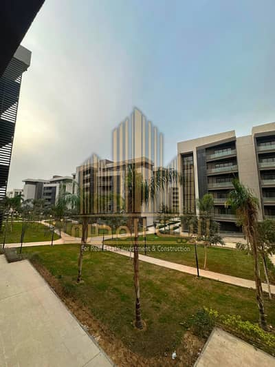 131-square-meter apartment for sale in Madinaty (B15); garden view, custom finishes.