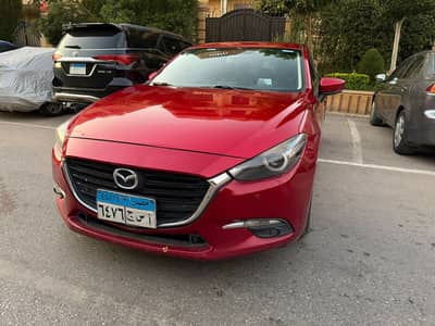 مازدا 3 2019 عربيه  مازدا  3  للبيع بحاله  ممتازه موديل 2019  Mazda3