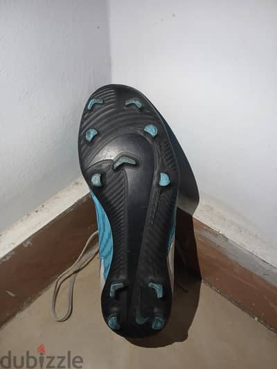 جزمة  Nike phantomكسر زيرومقاس 37/38