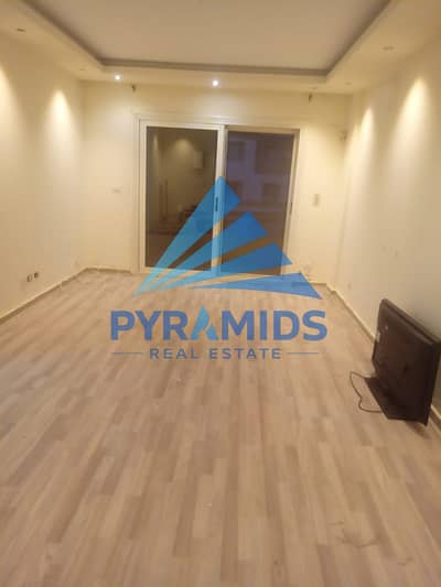 For Sale – Apartment in Madinaty, B6  A well-located 88 sqm apartment for sale in B6, Group 66, offering a comfortable layout and a beautiful wide