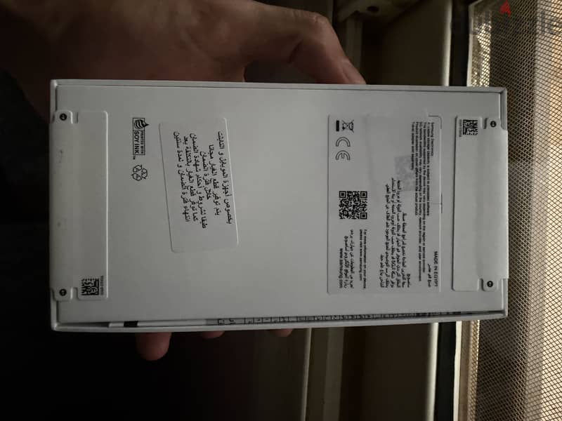 Samsung A37 1