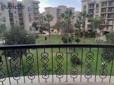 شقة للإيجار 180 متر فيو جاردن جاهزة للسكن الدور الثاني في الرحاب 2 Al Rehab