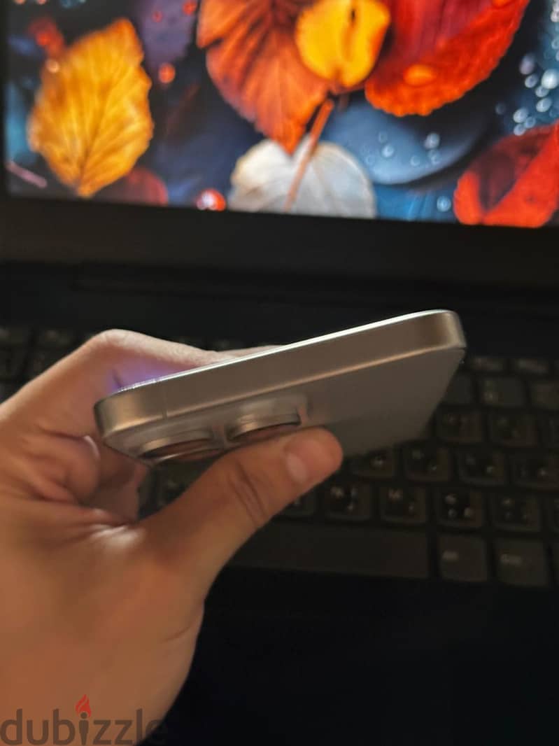 Iphone 15 Pro max 4