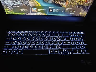 HP Victus Gaming / rtx 2050 / 512ssd / ram 8 ddr4