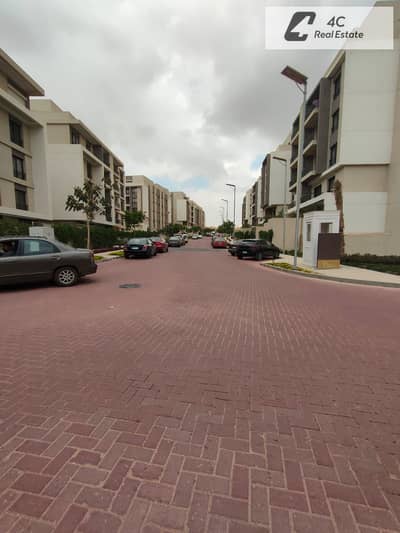 Apartment for Sale 130 sqm Fully Finished with ACs Ready to Move Below Market Price in Marasem Fifth Square – Moon Residences, Fifth Settlement