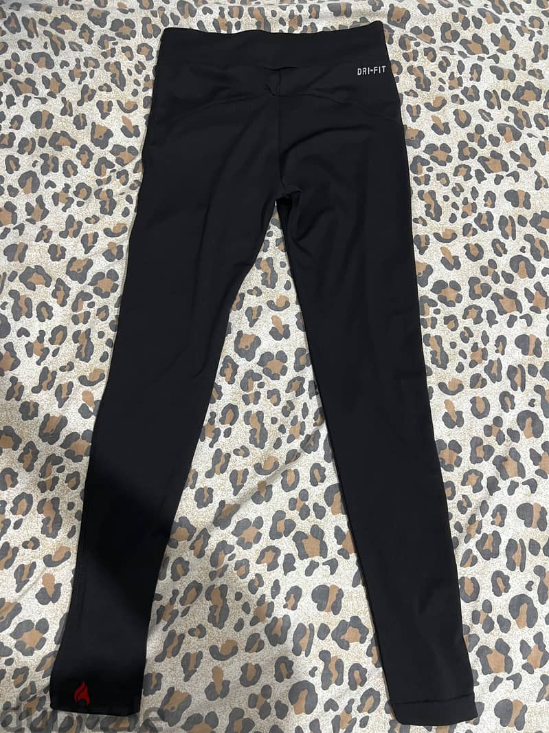 Nike leggings from turkey size Medium 1
