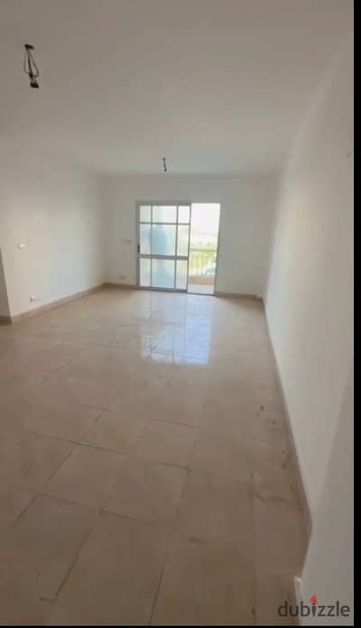 116 meter apartment in Madinaty in a distinguished location and the finest stages B10