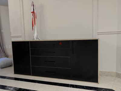 Dresser used