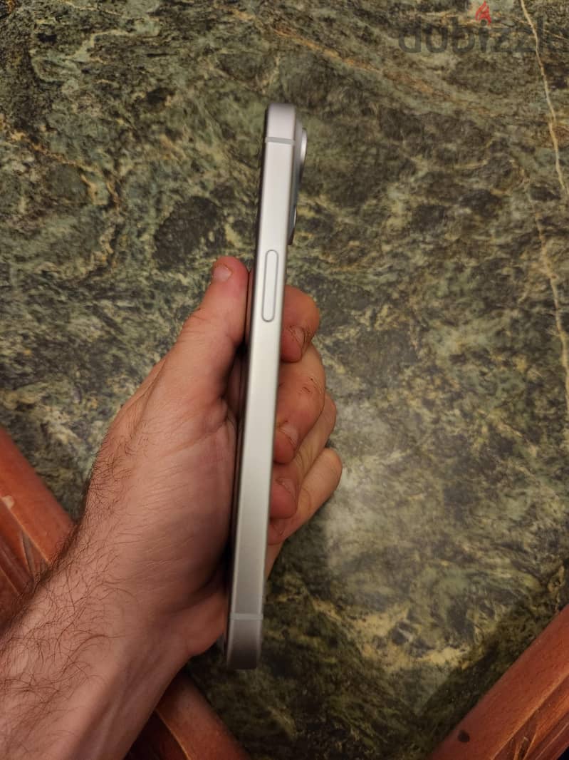 Apple - iPhone 15 6