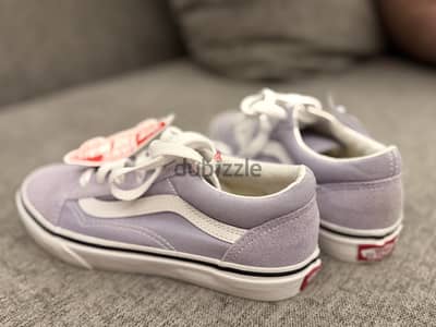 New original Vans shoes for girls 34 size