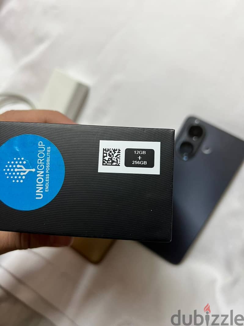 Vivo V60 1