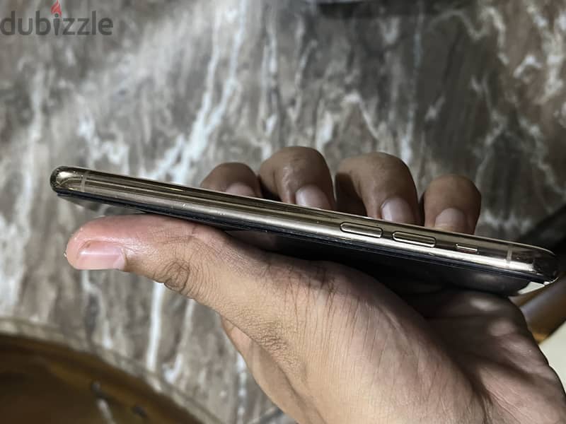 Apple - iPhone 11 Pro 5