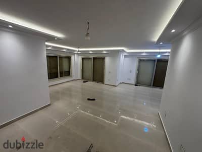  Luxury Apartment for Rent | Stone Residence – Fifth Settlement    First Occupancy | Ultra Super Lux Finishing | Ground Floor with Private Gar